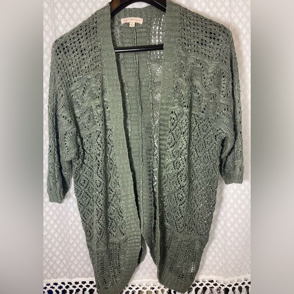 NWOT Pink Rose open cardigan knit sweater - army green color - size small
